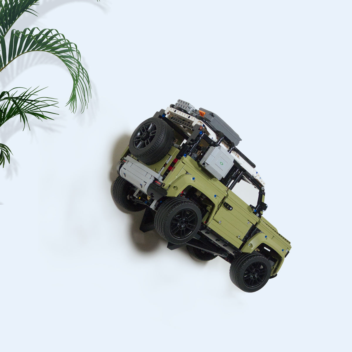 3D Printed Wall Mount for LEGO Technic Land Rover Defender 42110